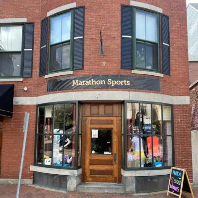 Marathon Sports Portsmouth/Runner's Alley Portsmouth Sign