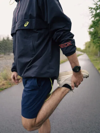 Model wearing the garmin 170